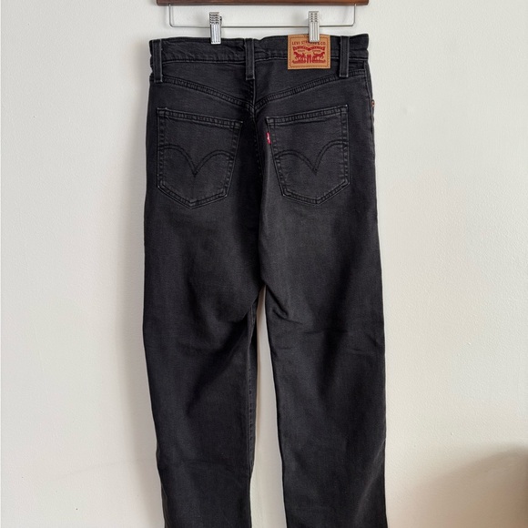 Levi's Ribcage Straight Leg Jeans in Charcoal - Picture 2 of 6